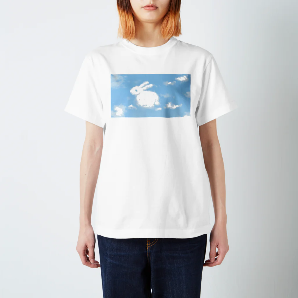 USAGI DESIGN -emi-のうさぎ雲 Regular Fit T-Shirt