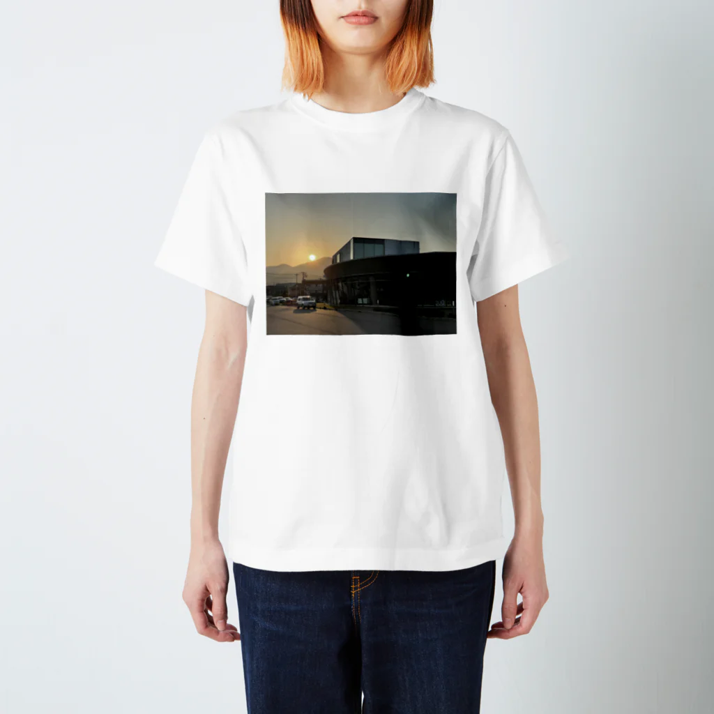 sadotrip | Delightのsadotrip | 陽が沈む Regular Fit T-Shirt