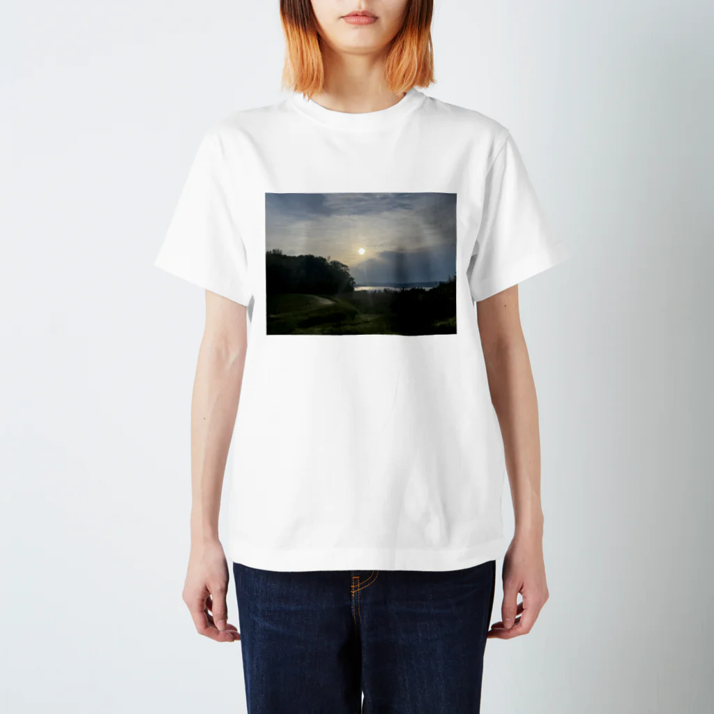 sadotrip | Delightのsadotrip | 夜明け Regular Fit T-Shirt