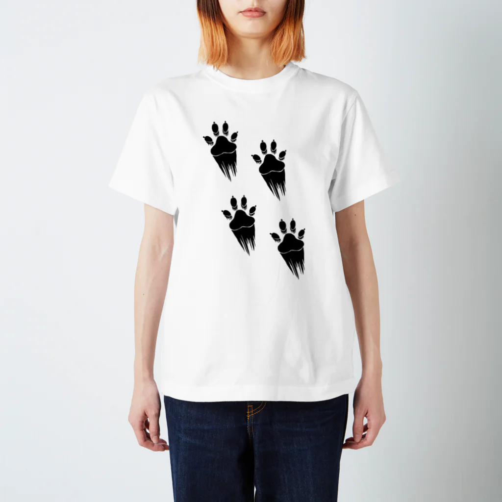 Husky'S Herb Gardenの走り抜ける犬 Regular Fit T-Shirt