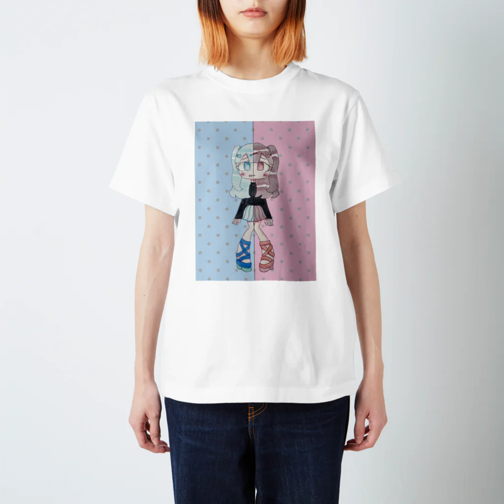 LilyMoonのガーリーな絵  スタンダードTシャツ