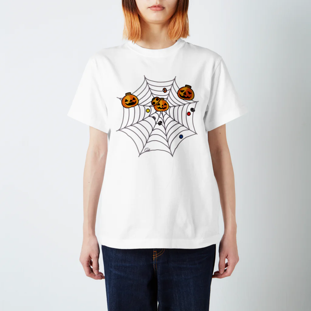 イラスト MONYAAT の蜘蛛の巣　今日の獲物はかぼちゃ スタンダードTシャツ