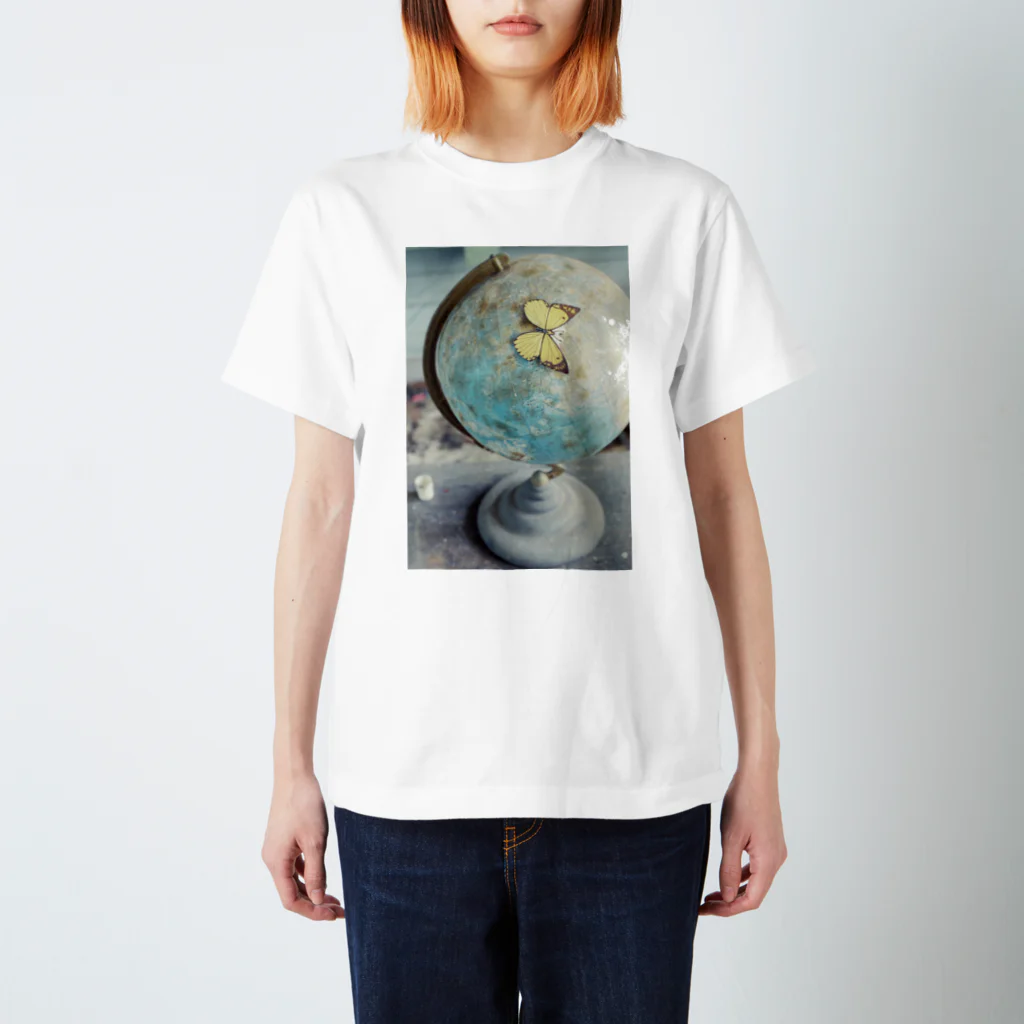 elephant-factoryの廃校の地球儀 Regular Fit T-Shirt