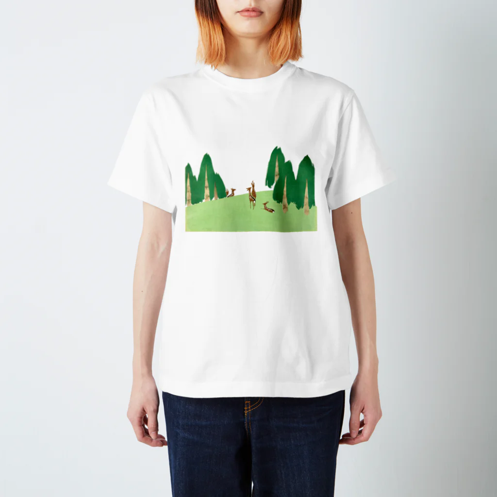 Nursery Rhymes  【アンティークデザインショップ】の春日野 Regular Fit T-Shirt