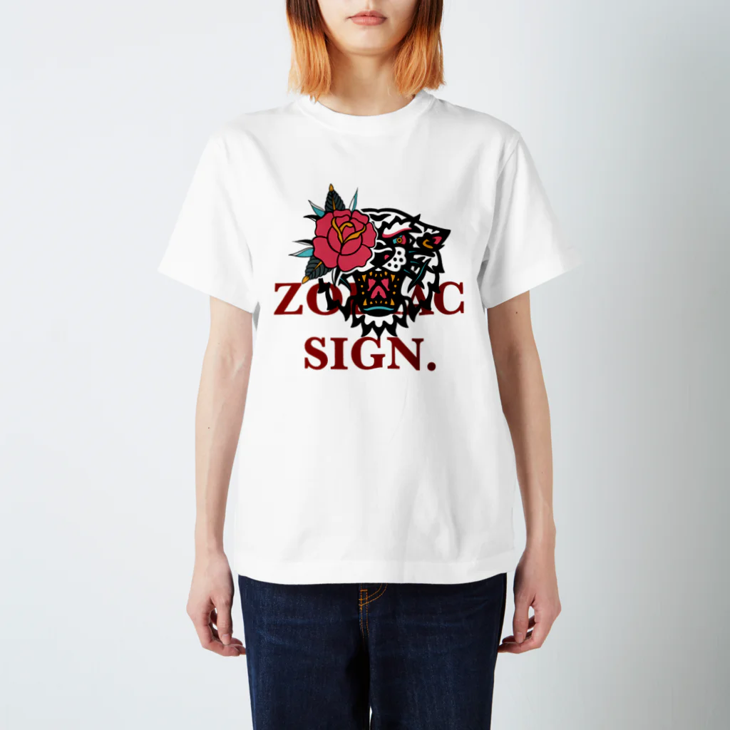 zodiac signの虎 Regular Fit T-Shirt