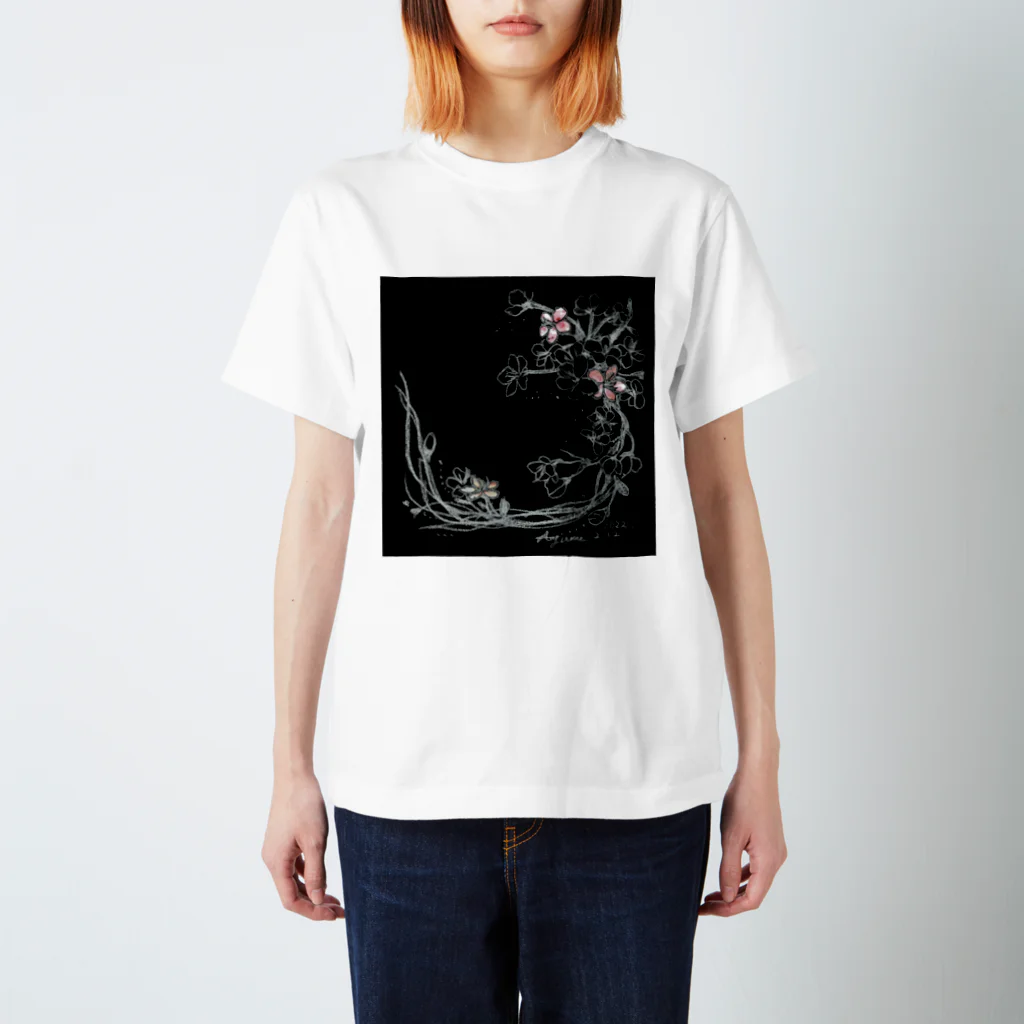 Maylyの流れる桜 スタンダードTシャツ