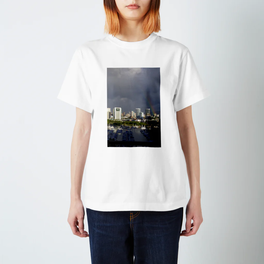 ugTVの虹inハワイ Regular Fit T-Shirt