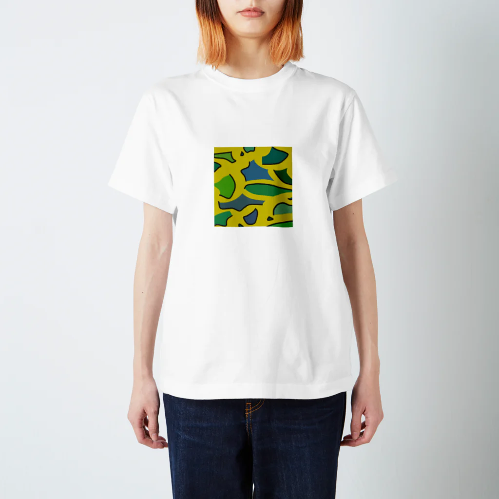 cute_eggs0596のアート(恐竜柄イエロー) スタンダードTシャツ