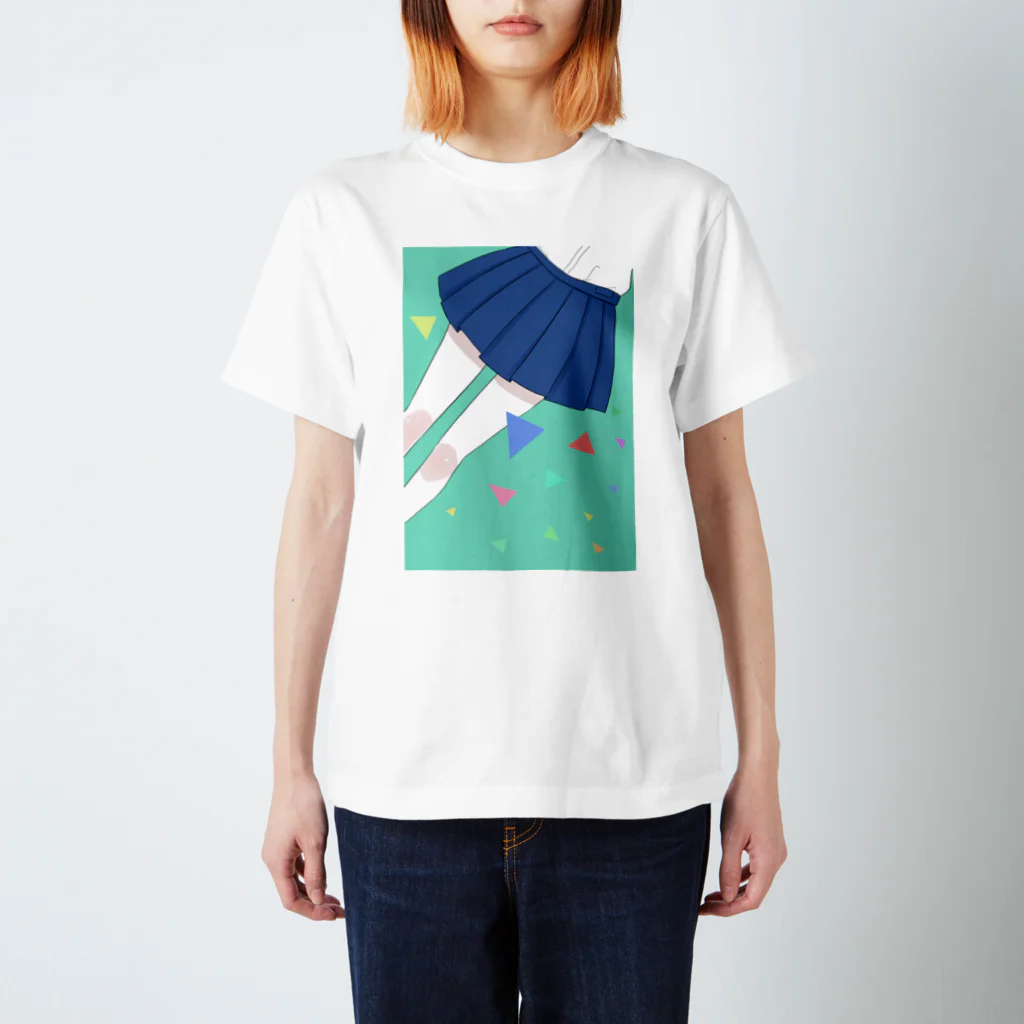 Pioのスカート（エメラルド） Regular Fit T-Shirt