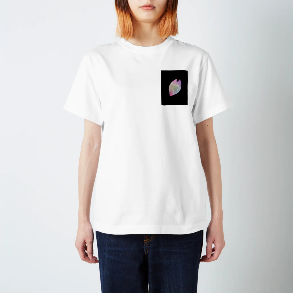 miraiの夢見るショップのひらひら花びら Regular Fit T-Shirt