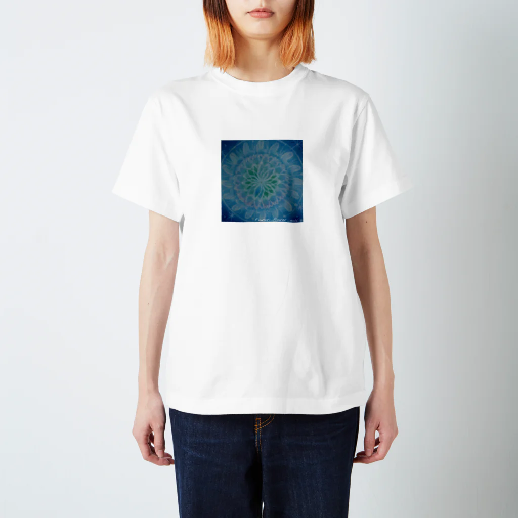 flower_millの蒼のチューリップ曼荼羅　fuwari_flower_mill スタンダードTシャツ