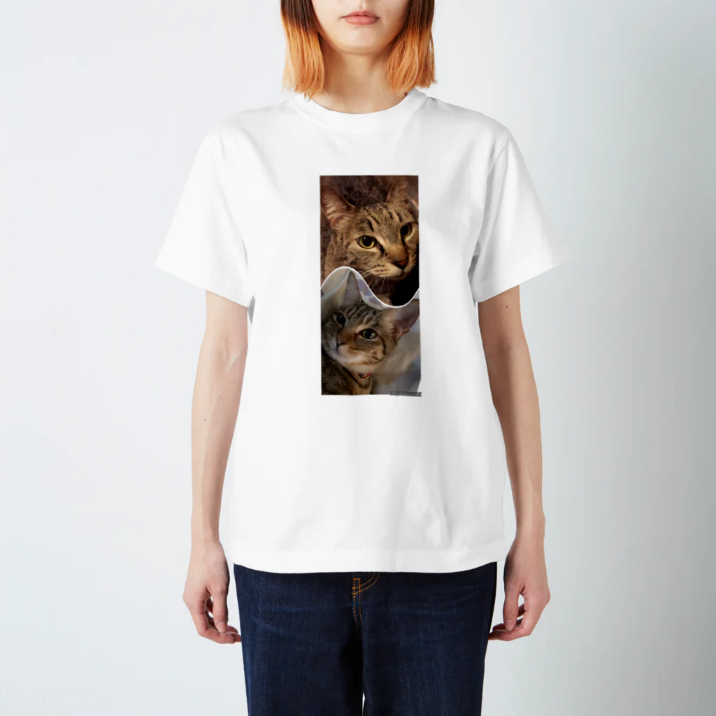 やまねこにゃのギジトラガールズ Regular Fit T-Shirt