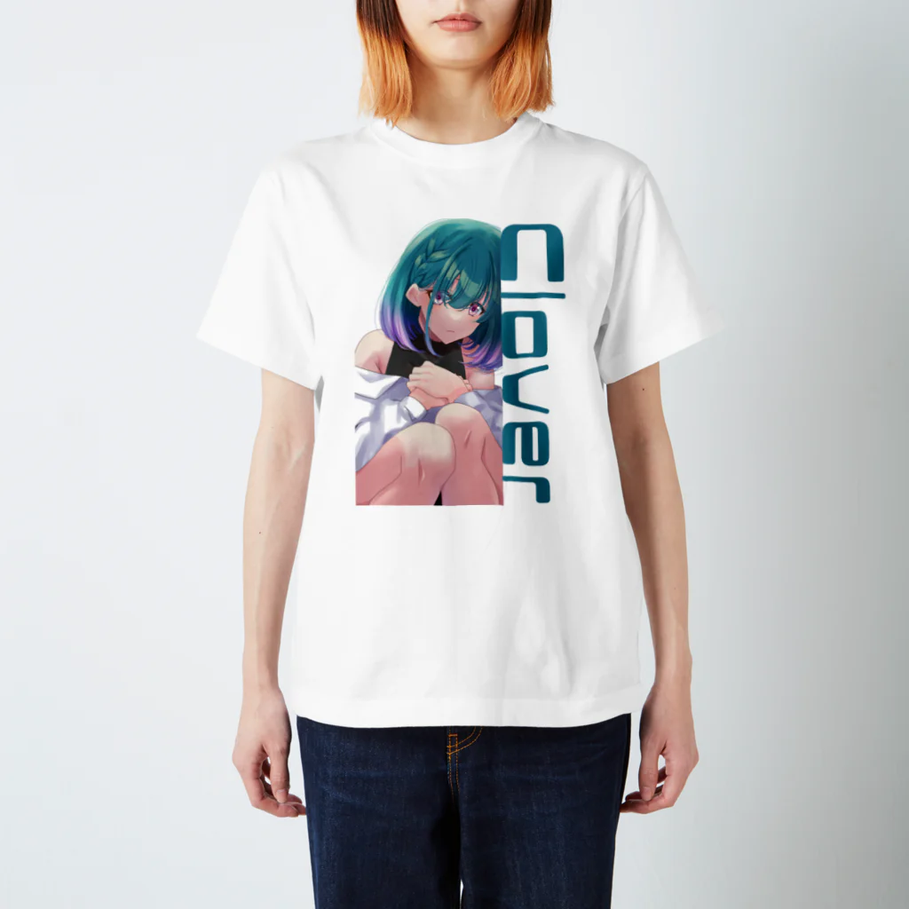 O MO CHIのClover スタンダードTシャツ