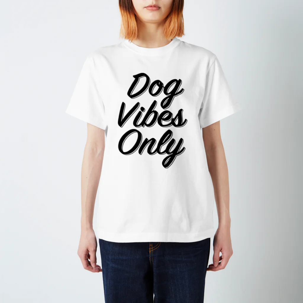 ゴールデン街のレトリBARのDOG VIBES ONLY Tシャツ Regular Fit T-Shirt