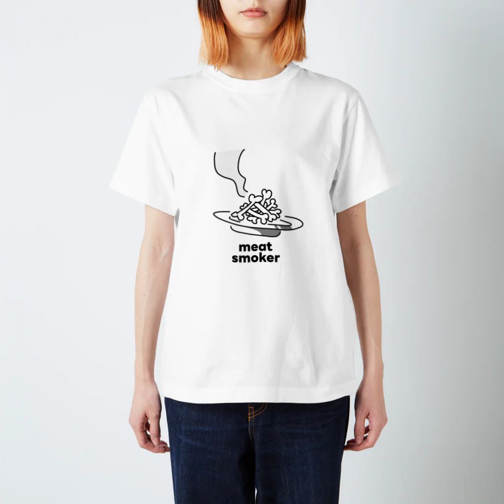 ただの肉好きのMeat Smoker Regular Fit T-Shirt