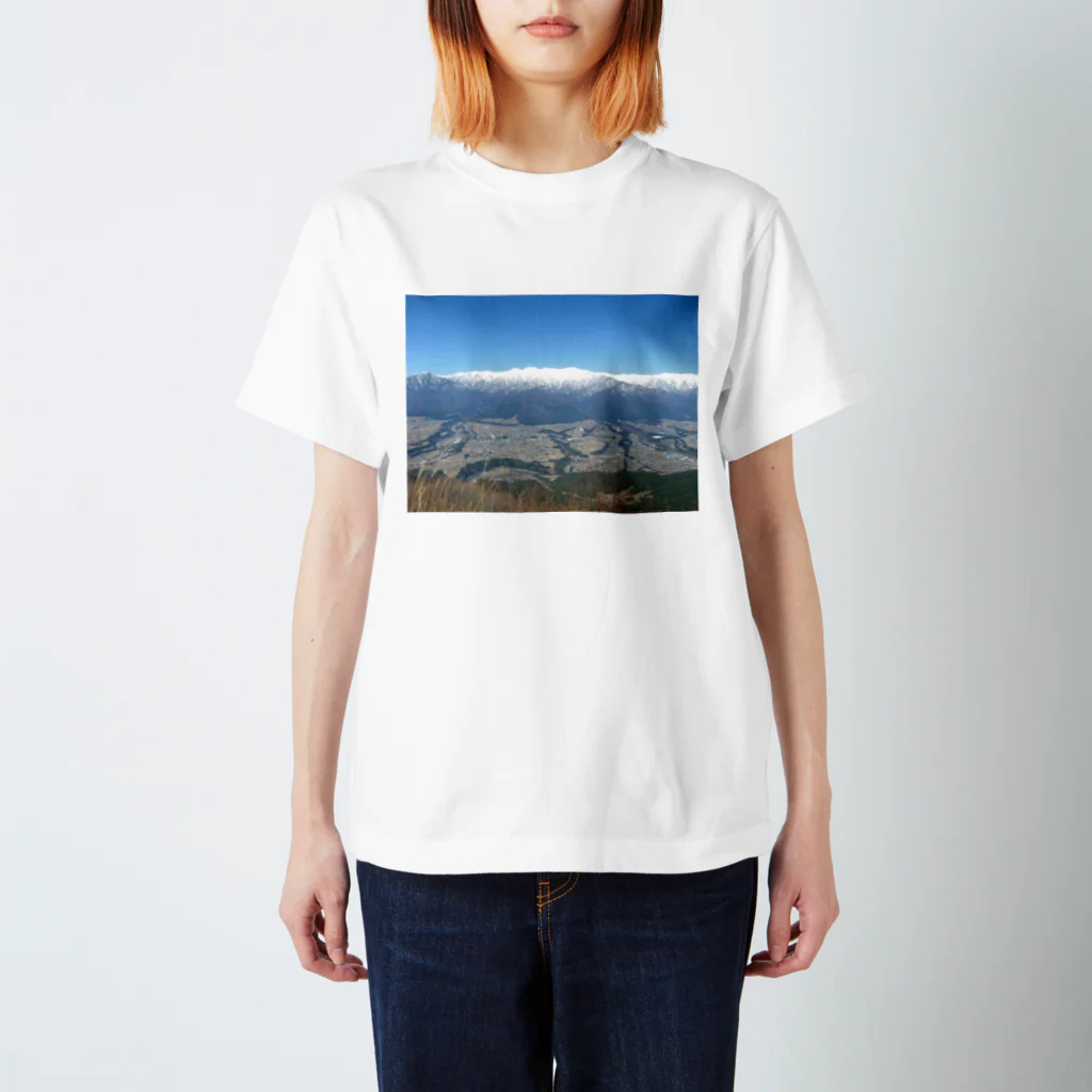 まるみなの陣馬形山キャンプ場からの風景 Regular Fit T-Shirt