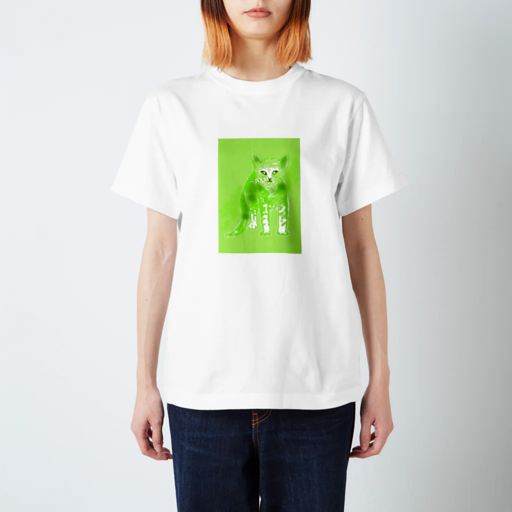 Qsarkのみどりねこ Regular Fit T-Shirt