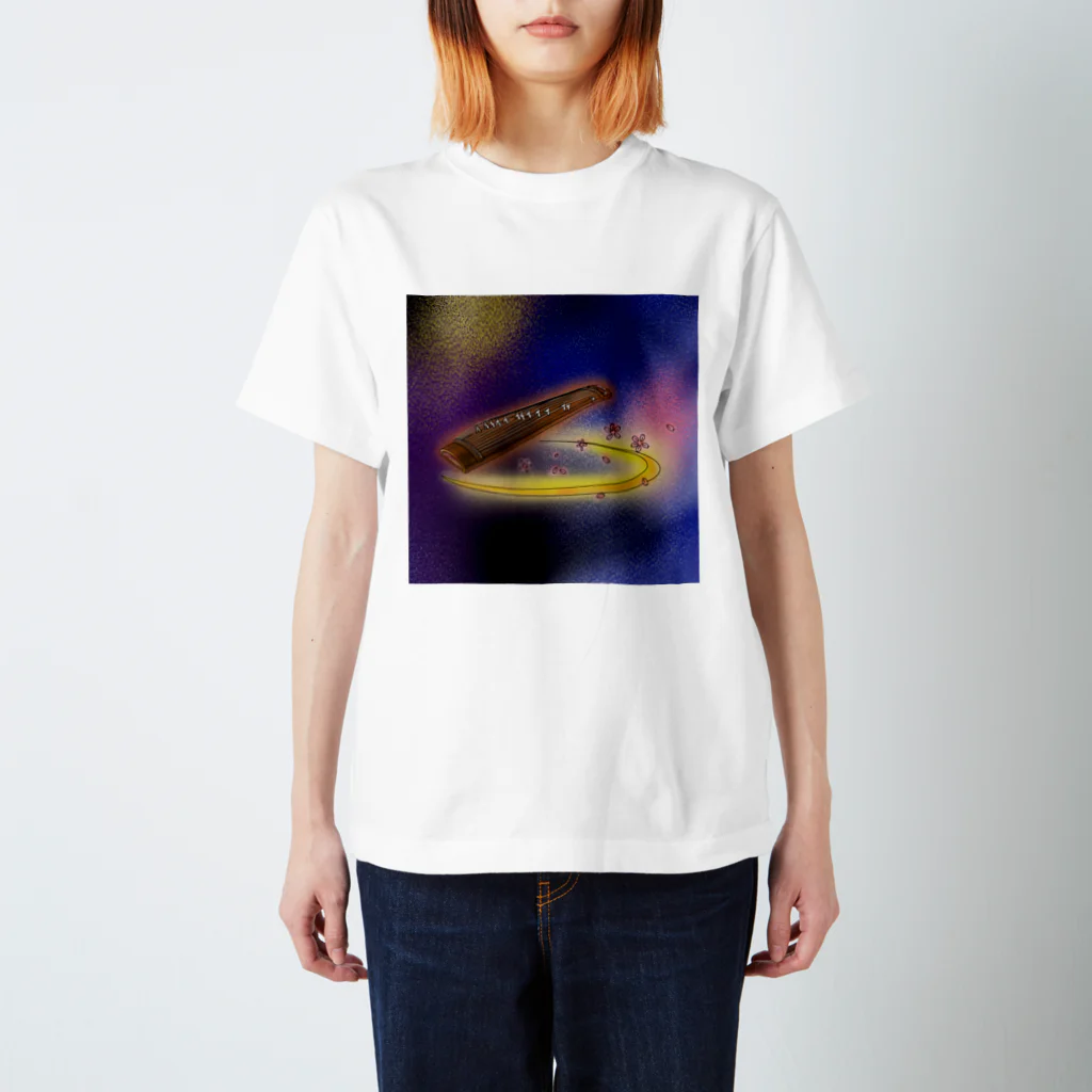 箏譜職人 織姫の箏と桜（箏譜「荒城の月」イメージ画像）正方形 Regular Fit T-Shirt