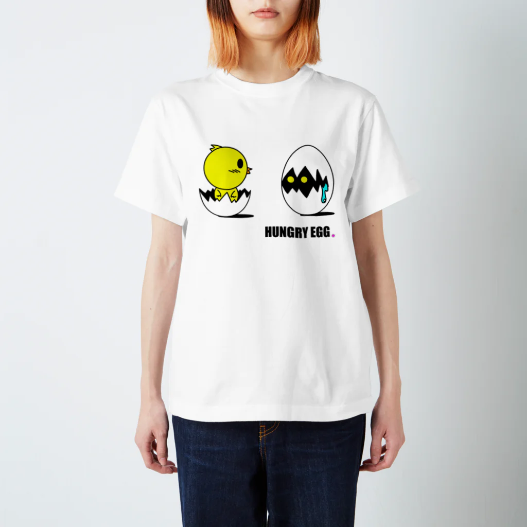 PLUM  VILLAGEの『HUNGRY EGG』「・・・ん？」 スタンダードTシャツ