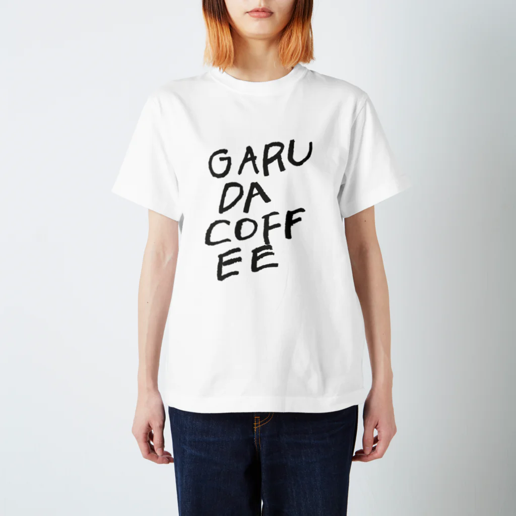 GARUDA COFFEEのGARUDA COFFEEブラックロゴシリーズ Regular Fit T-Shirt