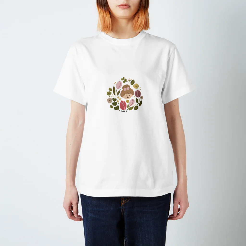 miso shopのチューリップと女の子 Regular Fit T-Shirt
