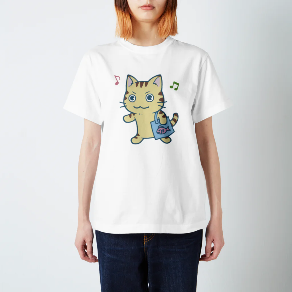 takyu_takkyのお出かけトラネコT スタンダードTシャツ