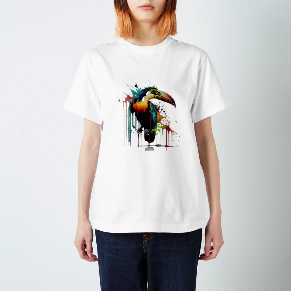 カラフルな動物図鑑のオニオオハシ Regular Fit T-Shirt