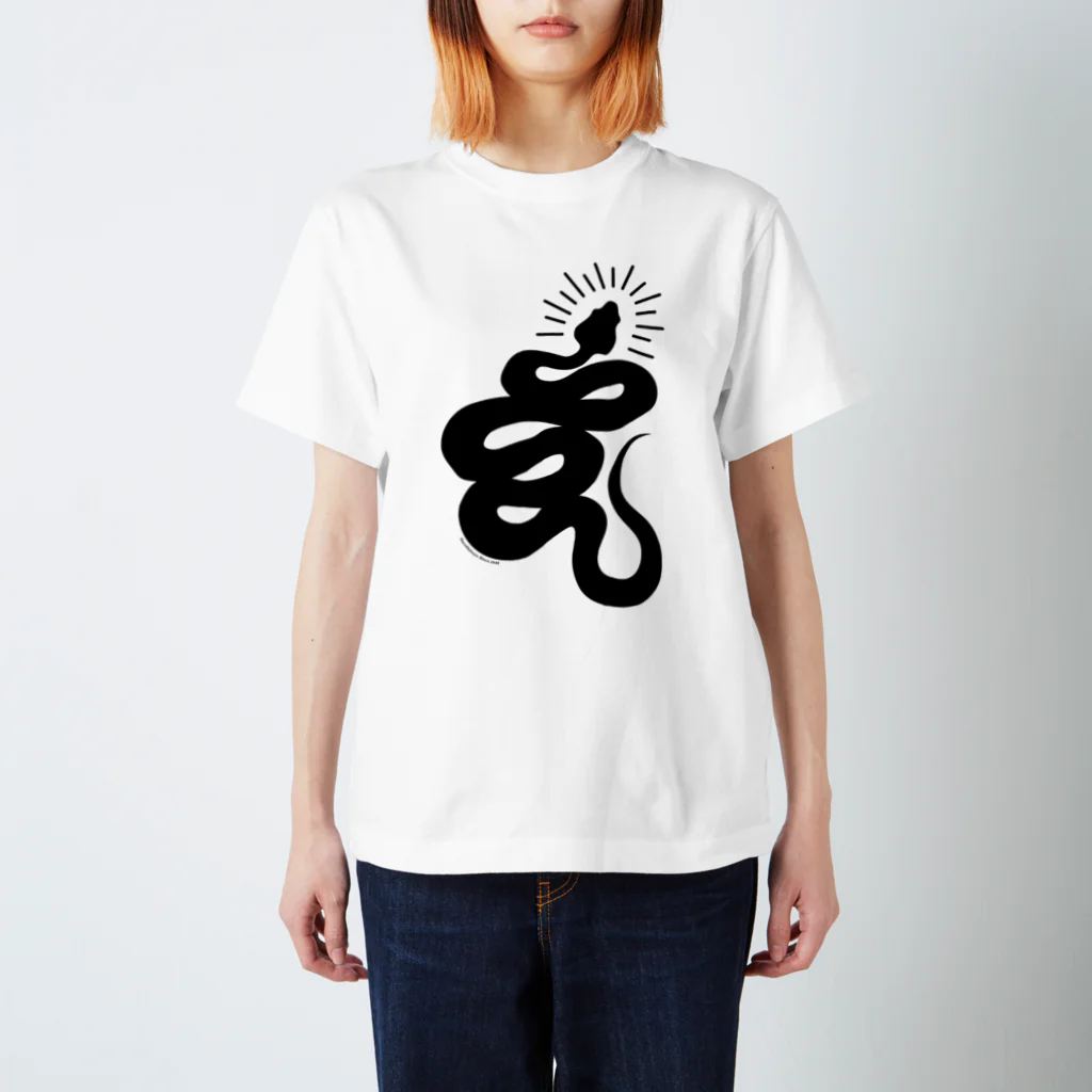 原ハブ屋【SUZURI店】のCheck Snake Head（T-GO） Regular Fit T-Shirt