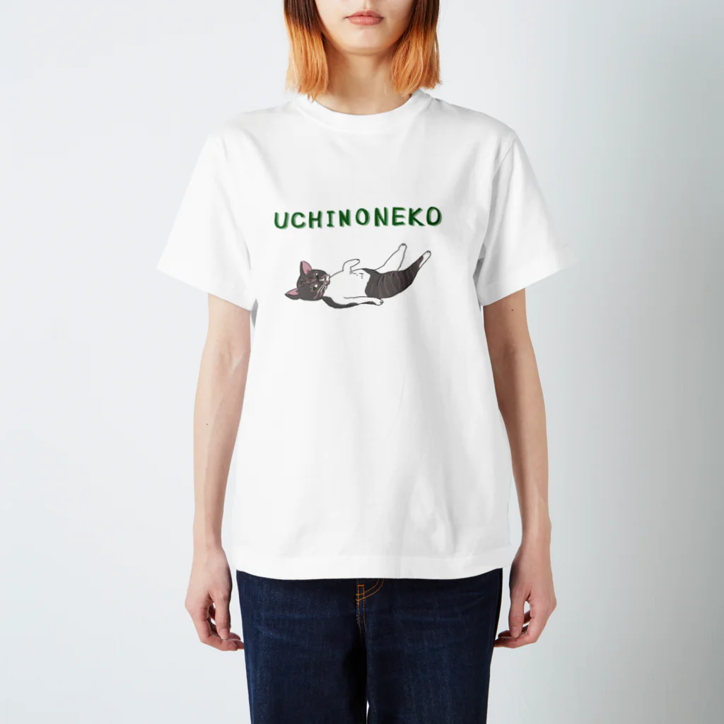 めのUHINONEKO Regular Fit T-Shirt