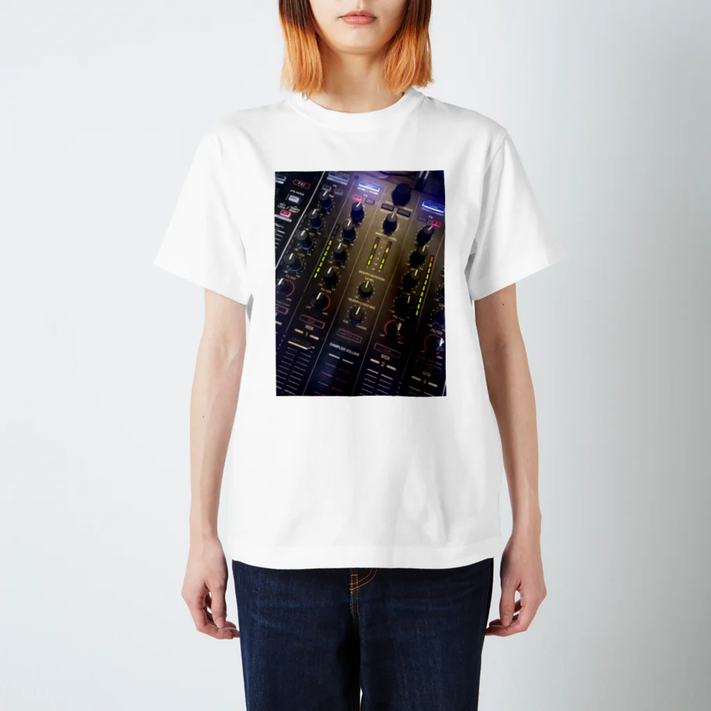 CUBICのオリジナルTシャツ Regular Fit T-Shirt