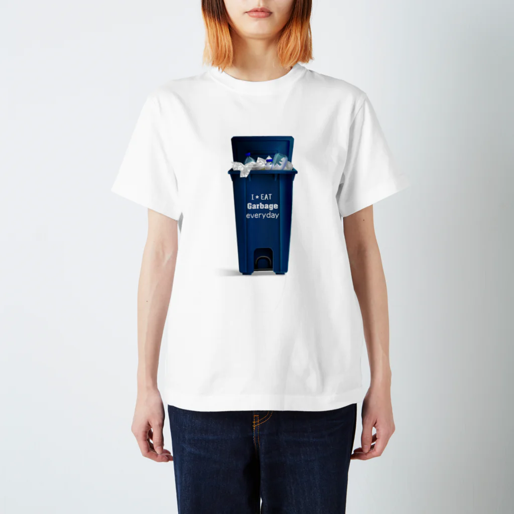 日本のおもしろEngrish看板のI eat garbage every day Regular Fit T-Shirt