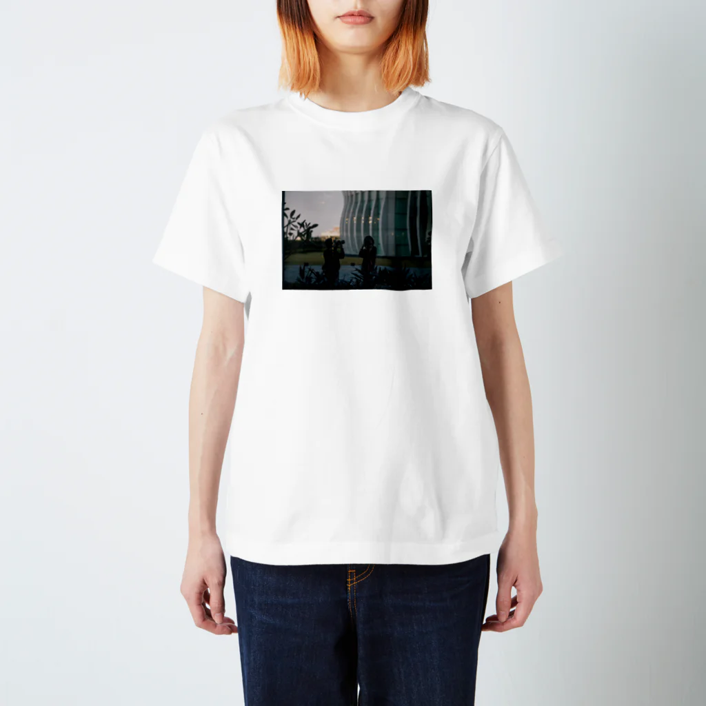Hongyi Suの蘇珊日常 スタンダードTシャツ