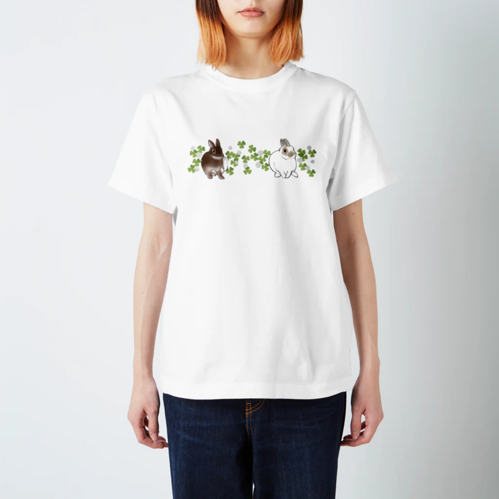 うさぎ王子のしもべのコニトくんとマーチンくん（クローバー🍀） Regular Fit T-Shirt