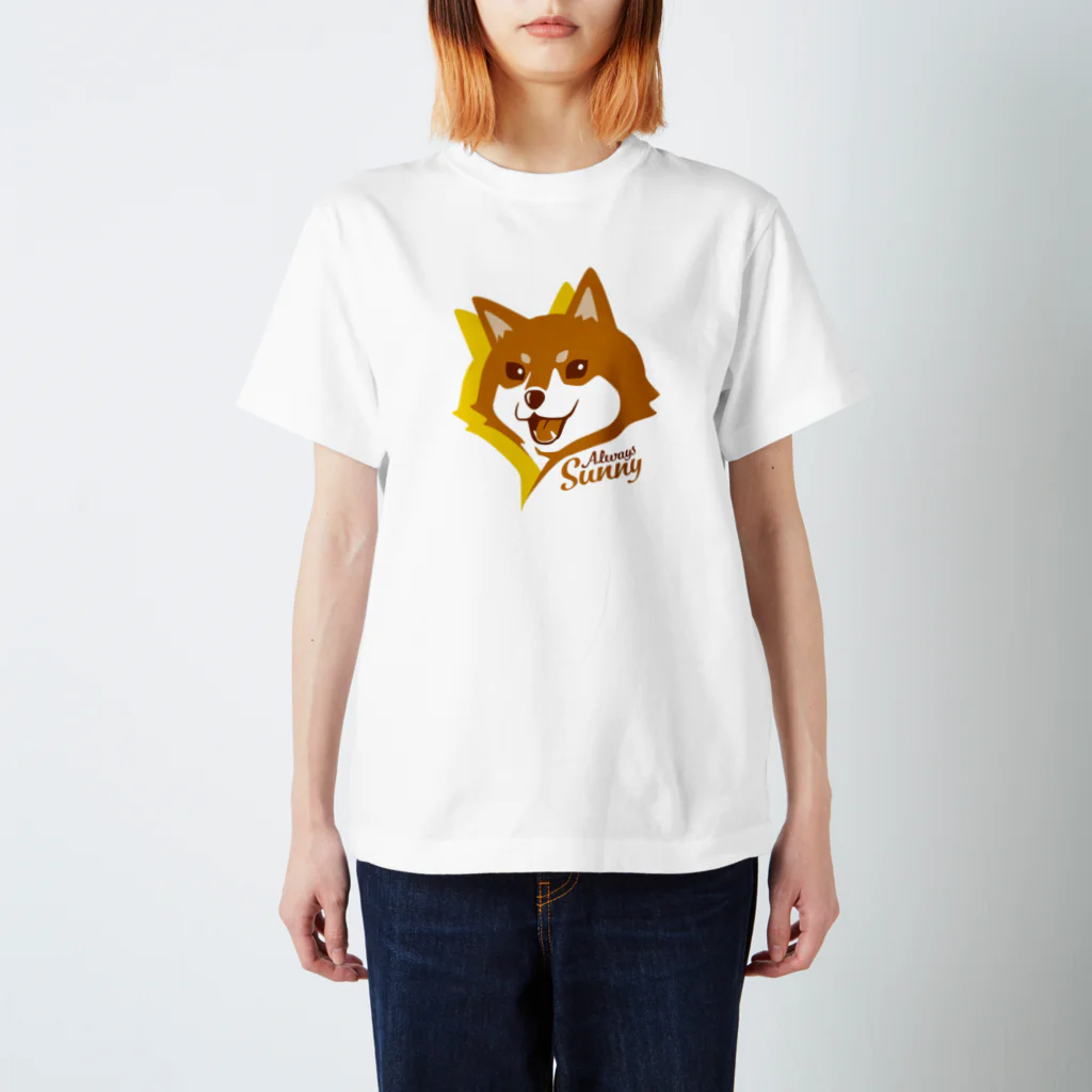 kocoon（コクーン）の陽気な笑顔の柴犬 スタンダードTシャツ