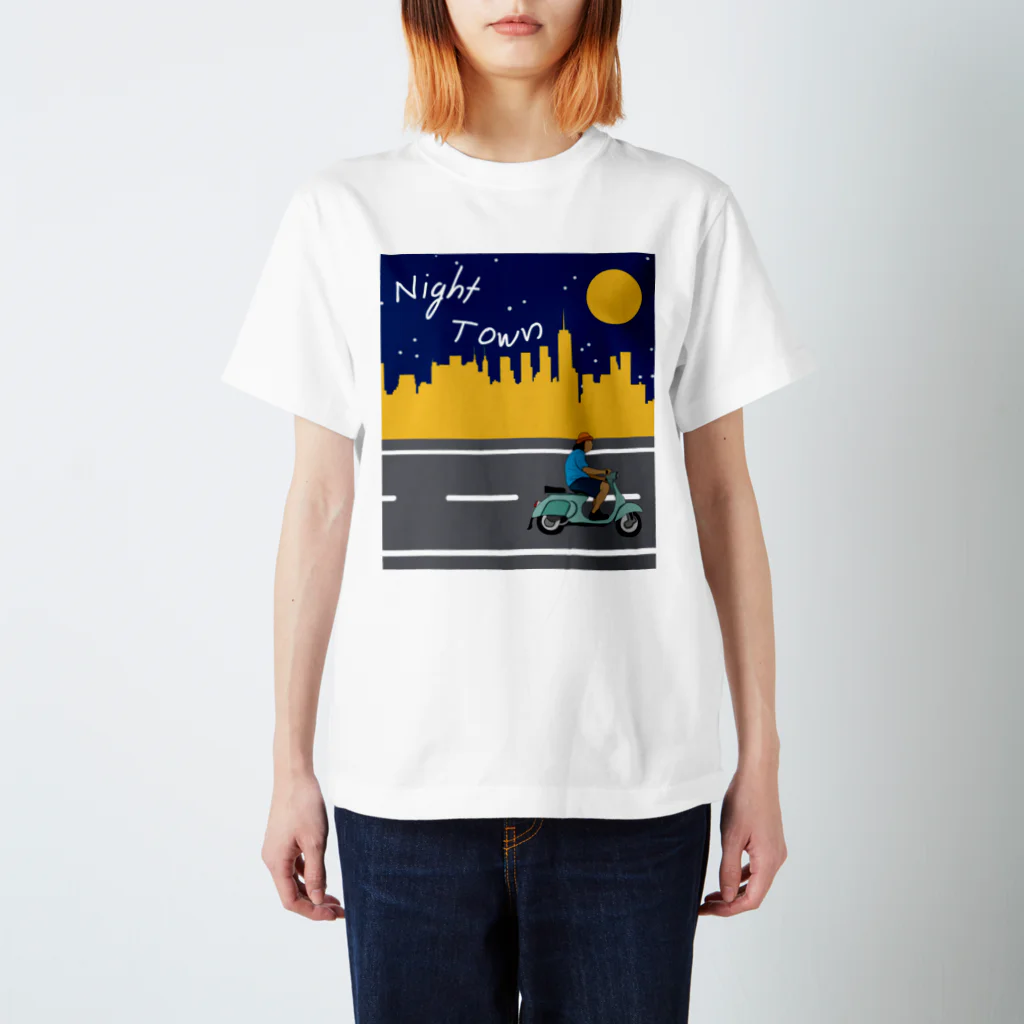 ToFu Creative Studioの夜の街 Regular Fit T-Shirt