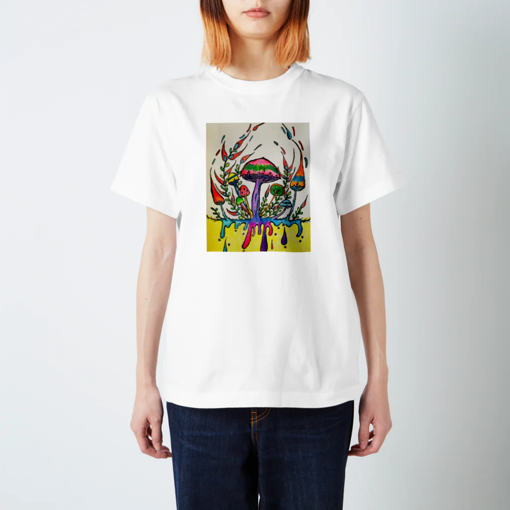 suuのカラフルきのこ Regular Fit T-Shirt