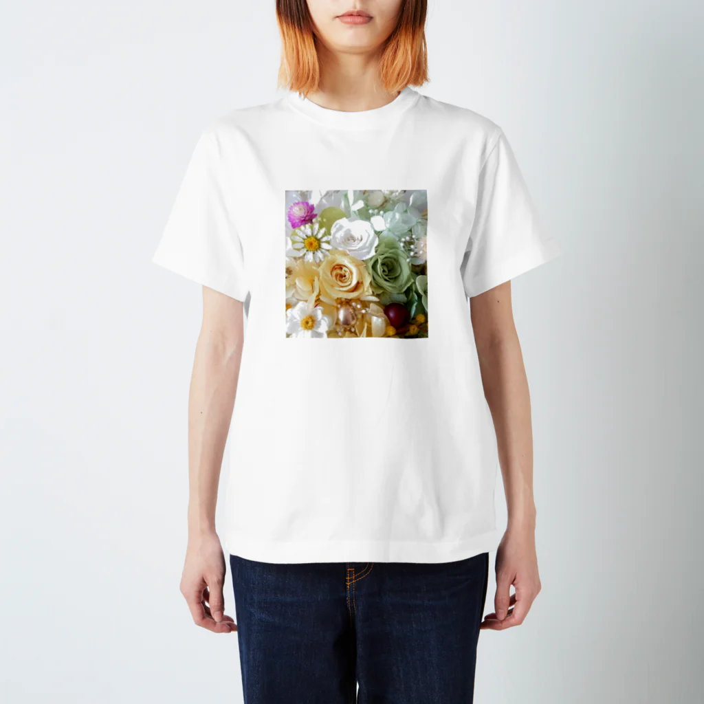 meke flowersのレモンイエローとアップルグリーン　ローズシリーズ スタンダードTシャツ