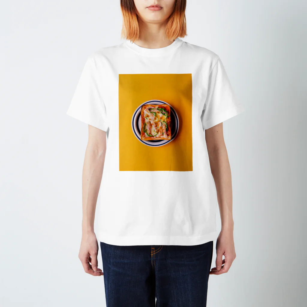 Kensuke HosoyaのピザトーストT Regular Fit T-Shirt
