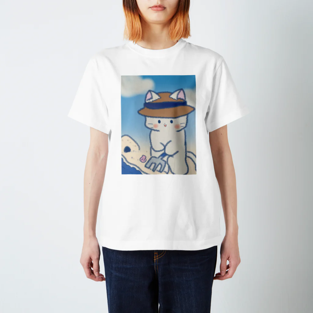 なくも/イラストレーターの潮干狩りねこちゃん Regular Fit T-Shirt