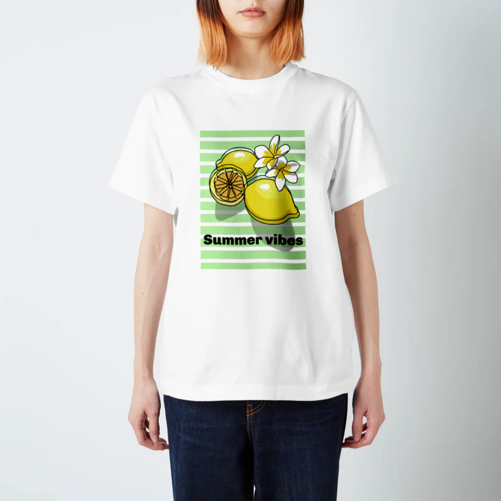 Surf’s up＊オリジナルデザインitemの檸檬🍋デザインt Regular Fit T-Shirt