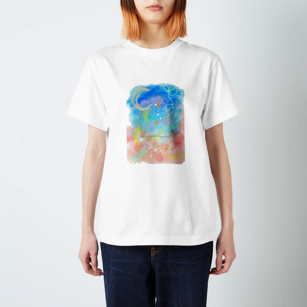 兎の薬箱の空が満開 スタンダードTシャツ