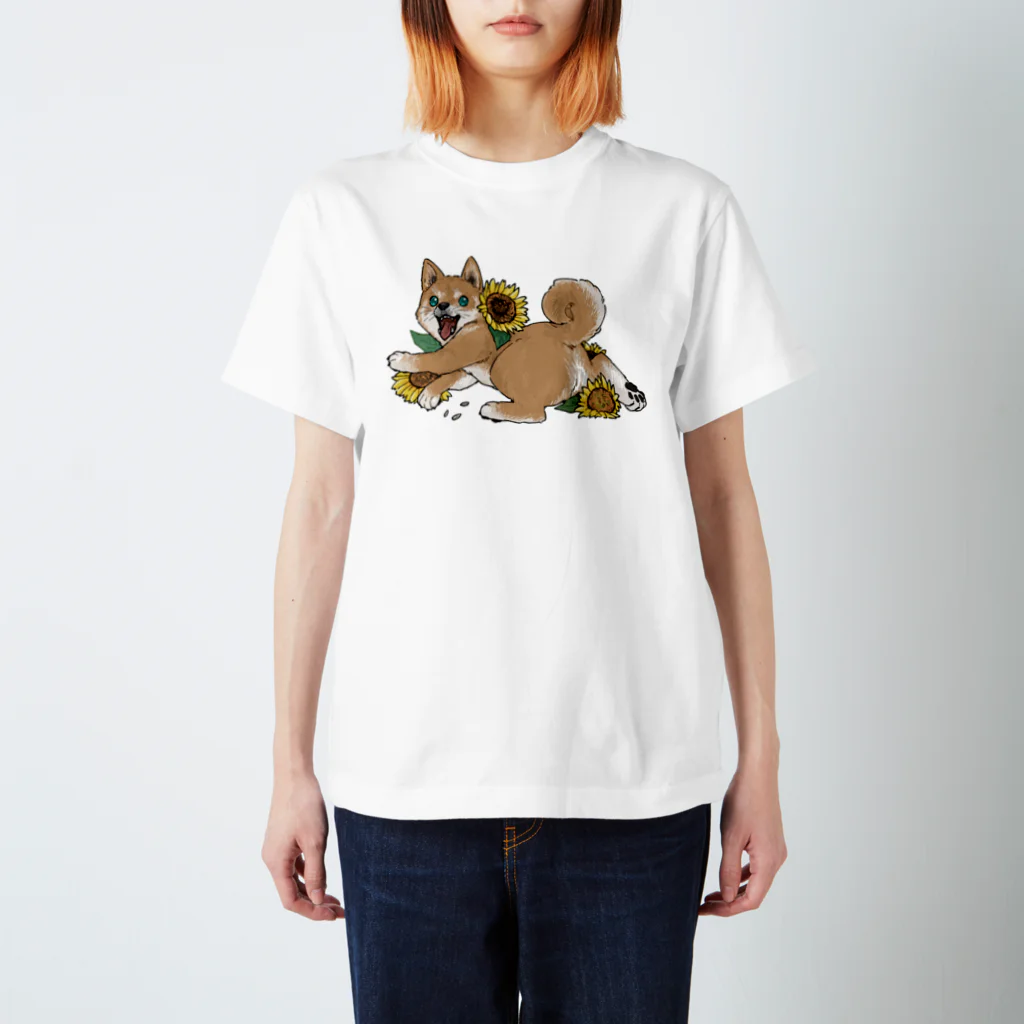 Rm-rm0rmsの向日葵柴犬ちゃん Regular Fit T-Shirt