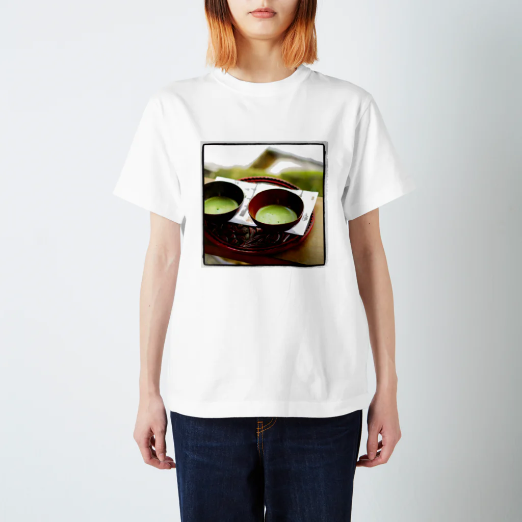 豆柴げんちゃんの抹茶 Regular Fit T-Shirt