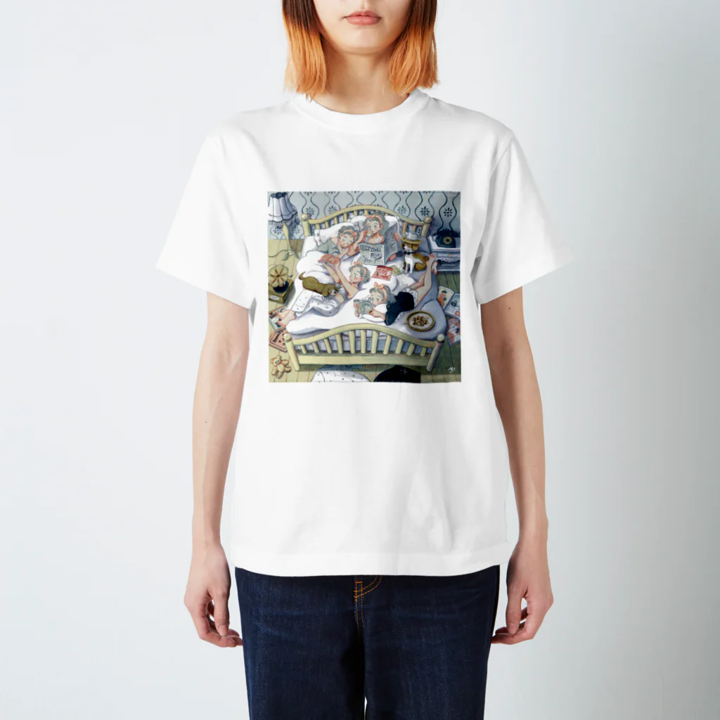 坂口友佳子のパジャマホリデー Regular Fit T-Shirt