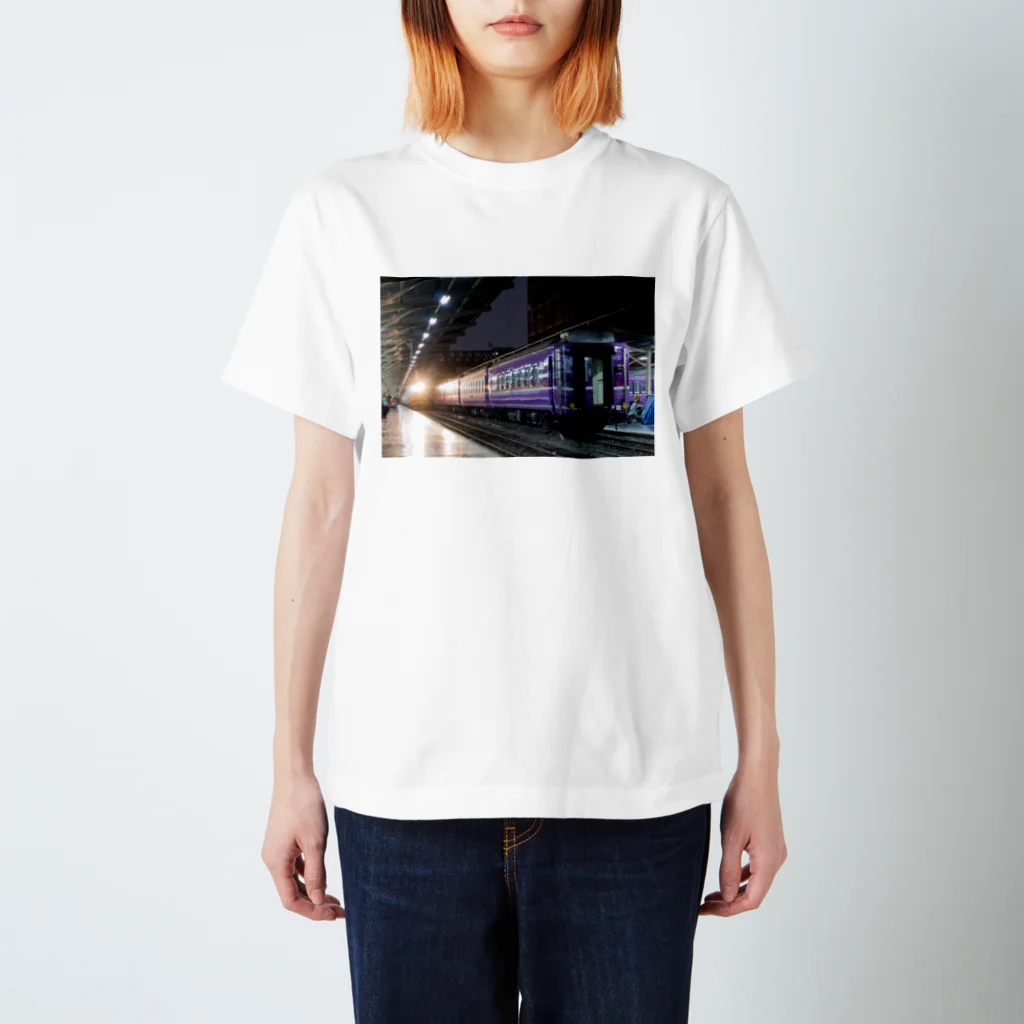 Second_Life_of_Railwaysのフアランポーン駅が寝床の元JRのブルートレイン Regular Fit T-Shirt