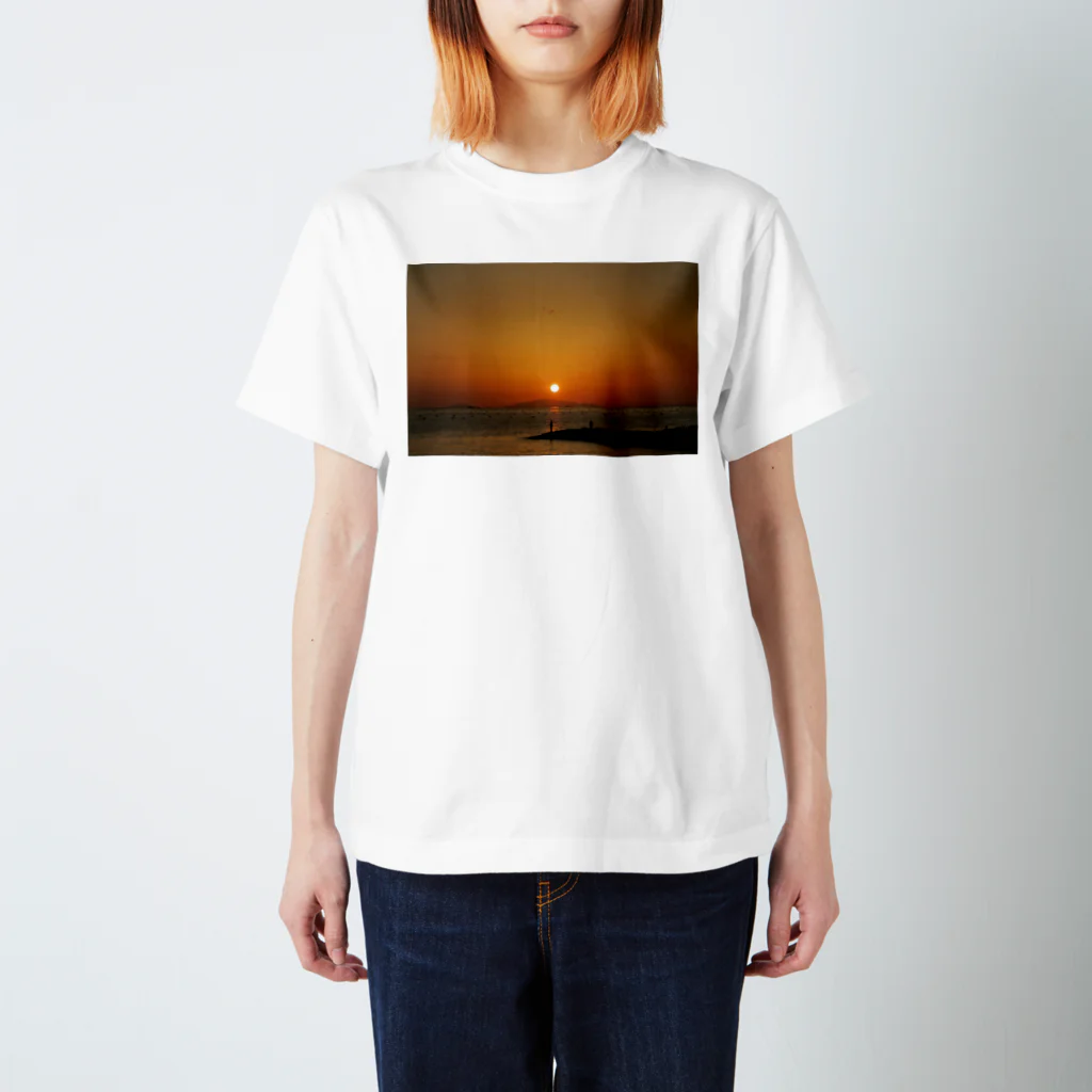 Kiso&co.の林崎の夕焼け スタンダードTシャツ