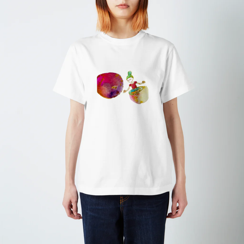 onmycolorの楽描き店のそばかすこちゃん on ball スタンダードTシャツ