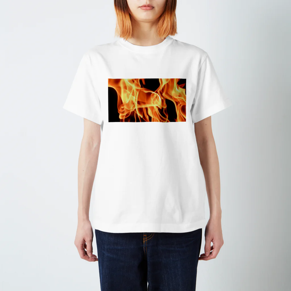 Dog_familyの炎中 Regular Fit T-Shirt