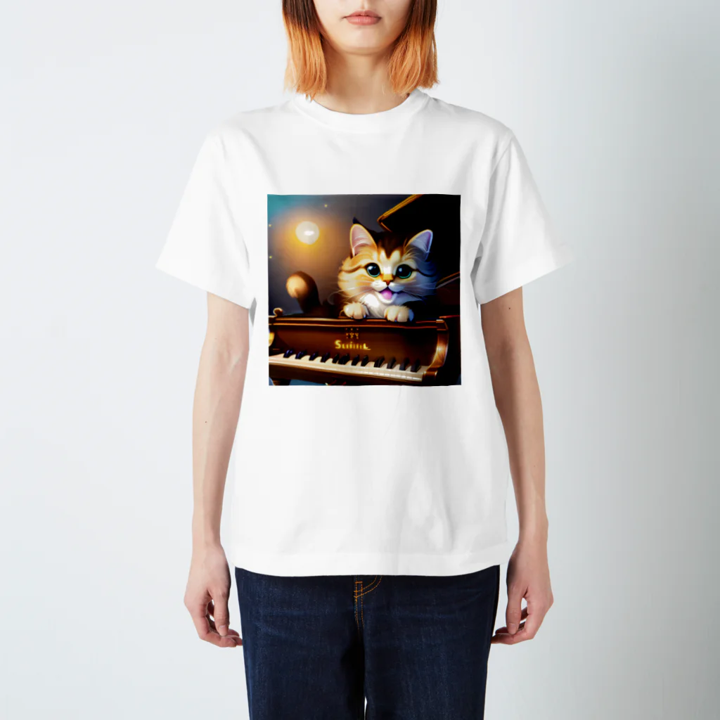 kitten pianistの子猫ピアニスト-1 Regular Fit T-Shirt