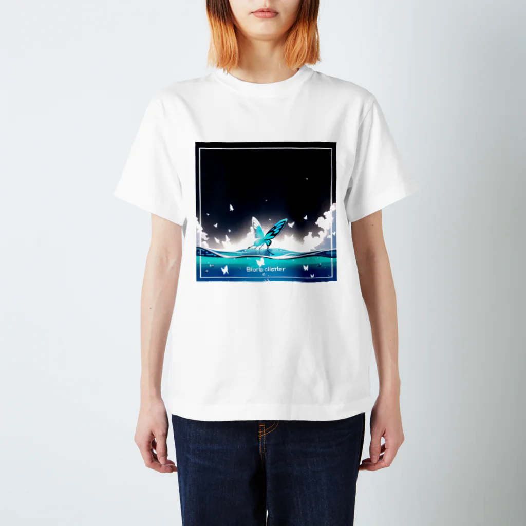 kota.の水面の蝶 Regular Fit T-Shirt